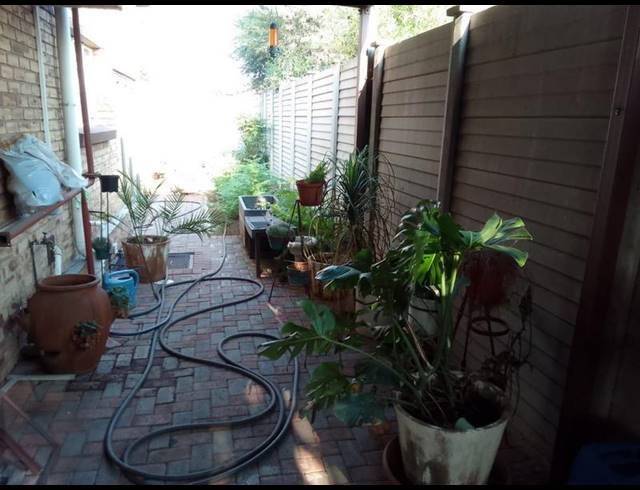 3 BEDROOM TOWNHOUSE FOR SALE IN MANTEVREDE